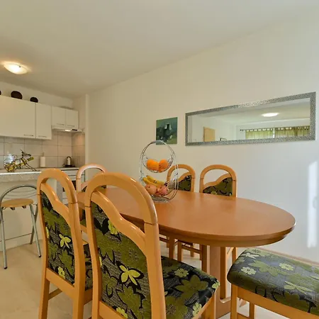 Slava アパート *