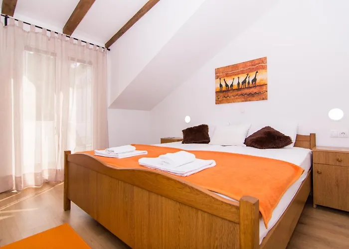Slava Apartment *